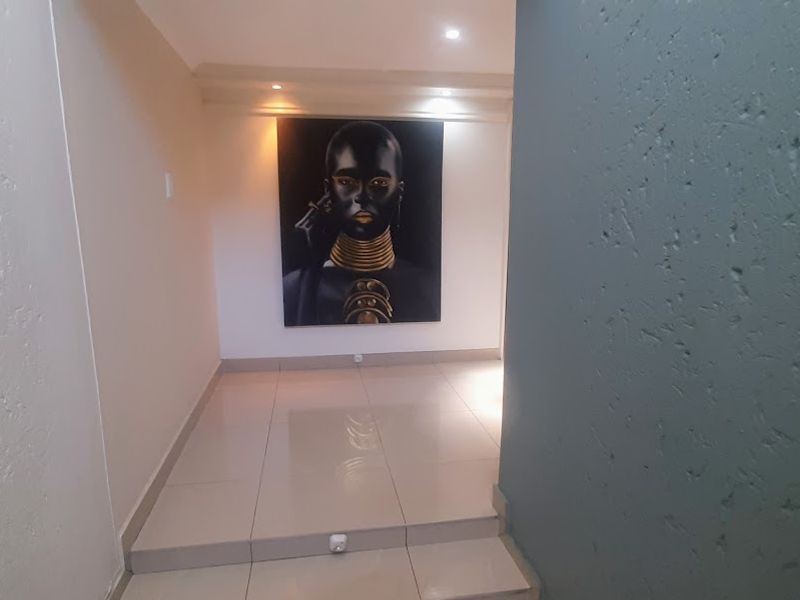 Prestige, Space & Style – All in One Address! - Photo 5