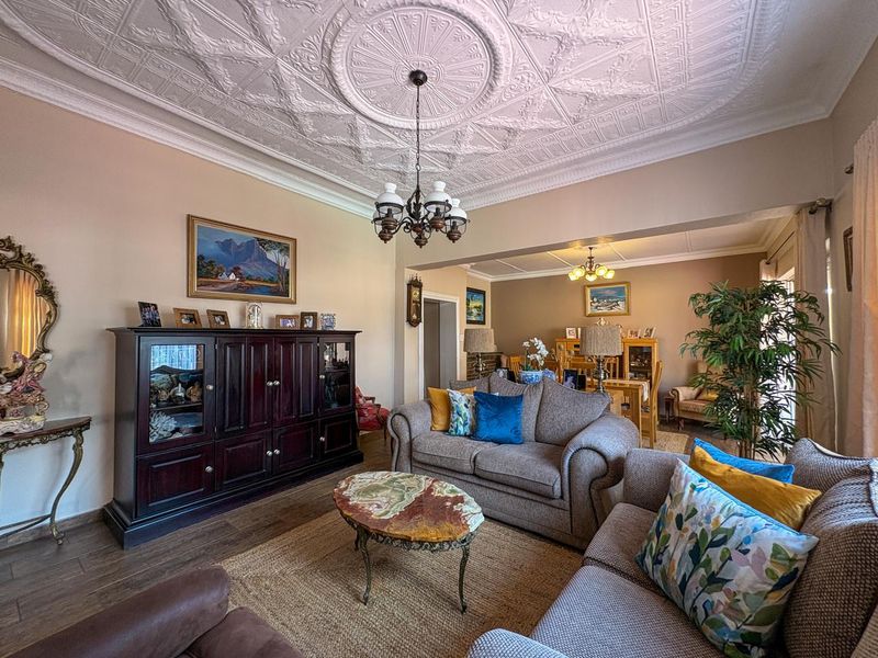 Breathtaking Home in Brenthurst - Photo 9