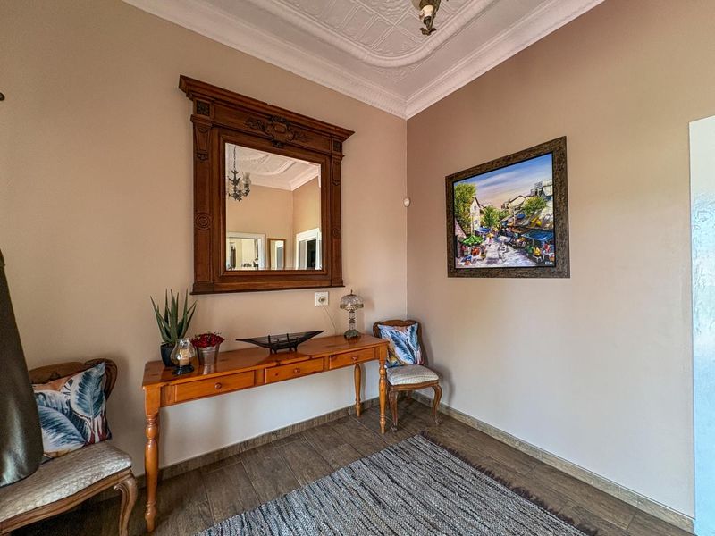 Breathtaking Home in Brenthurst - Photo 7