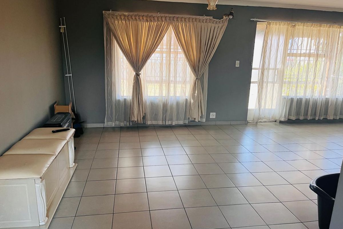 House Rental Monthly In Witbank - Photo 5