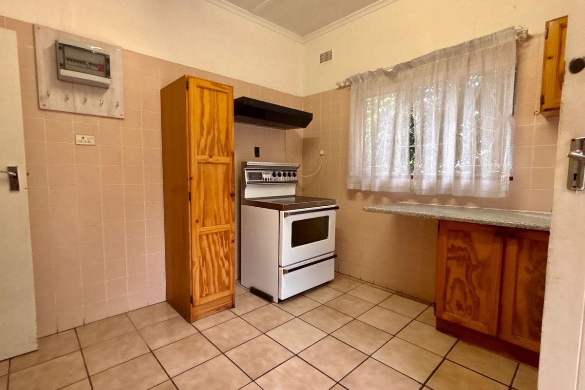 3 BEDROOM HOUSE TO LET - Photo 4