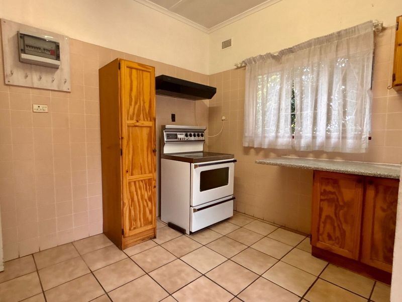 3 BEDROOM HOUSE TO LET - Photo 4