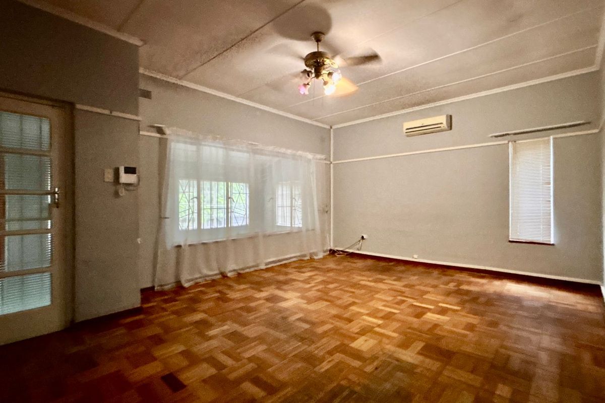 3 BEDROOM HOUSE TO LET - Photo 5