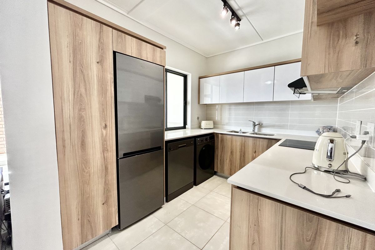 3 Bedroom Apartment FOR SALE in Ballito - Photo 4