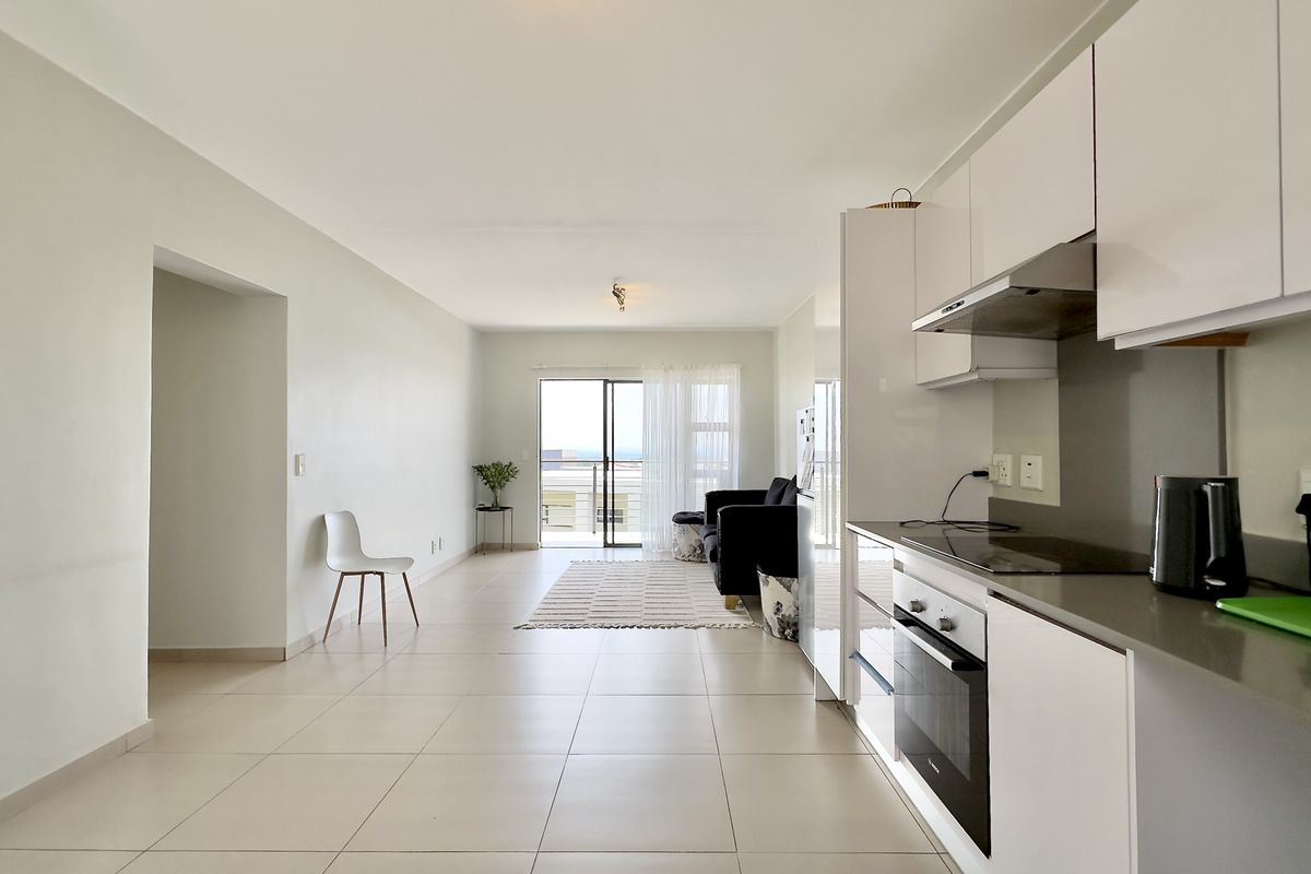 3 Bedroom Apartment for Sale in Isabel Estate - Photo 2