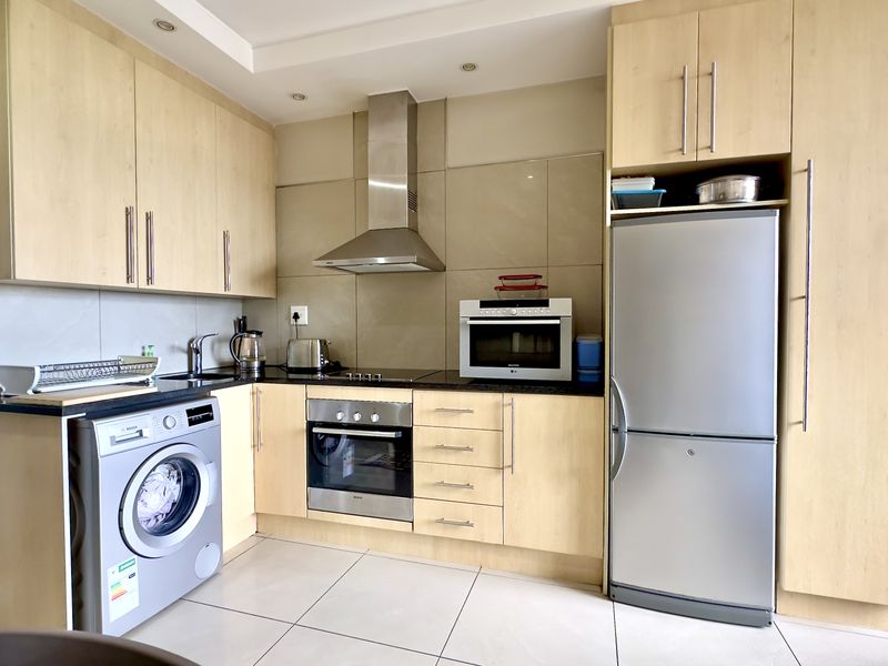 1 Bedroom Fully Furnished Apartment for Sale in Hydro Park with Spectacular Sunset Views - Photo 3