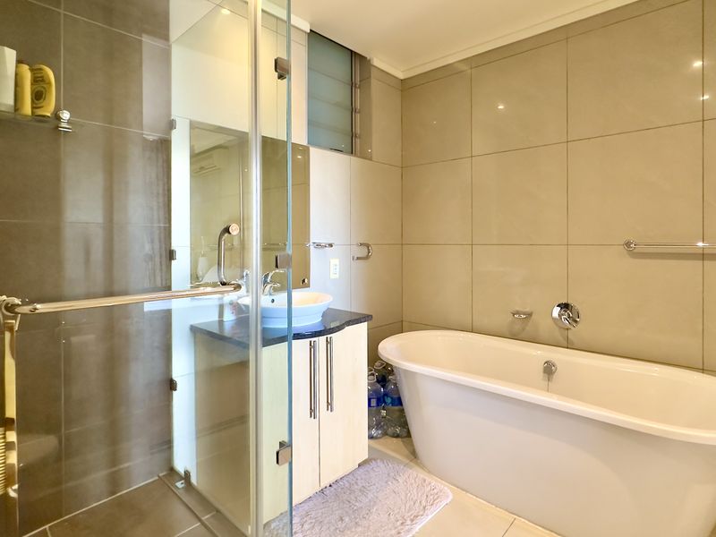 1 Bedroom Fully Furnished Apartment for Sale in Hydro Park with Spectacular Sunset Views - Photo 10