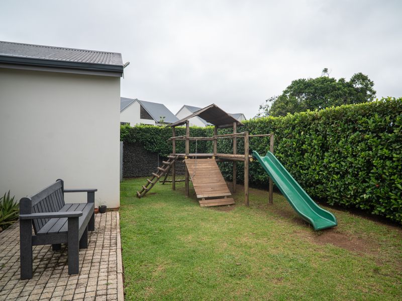 Modern Estate Living with a Private Balcony in Emberton Estate - Photo 7