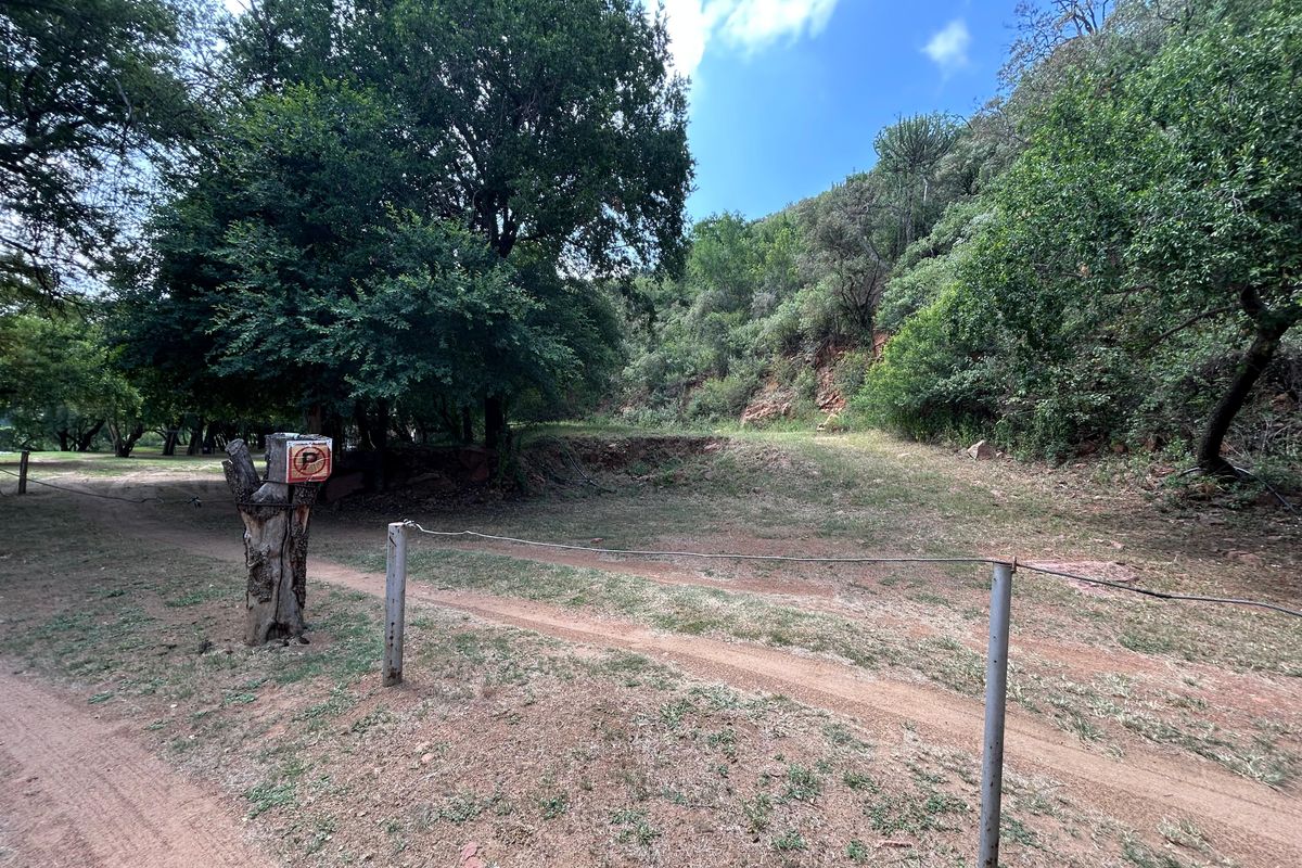 🌿 17ha Lifestyle Farm  / Resort & Unit Development Rights | River Views | 4x4 Tracks - Photo 4