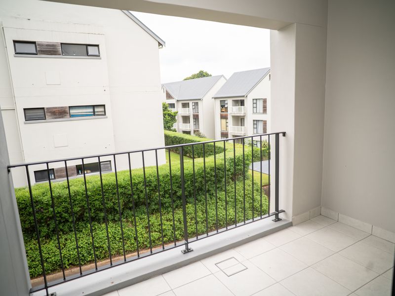 Modern Comfort, Prime Location in Emberton Estate - Photo 9