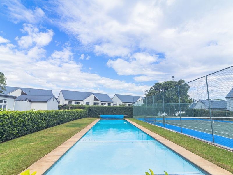 Modern Comfort, Prime Location in Emberton Estate - Photo 1
