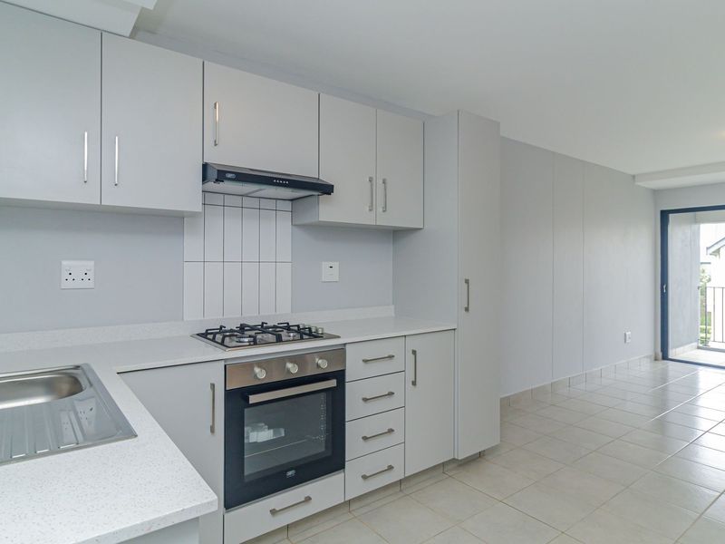 Modern Comfort, Prime Location in Emberton Estate - Photo 10