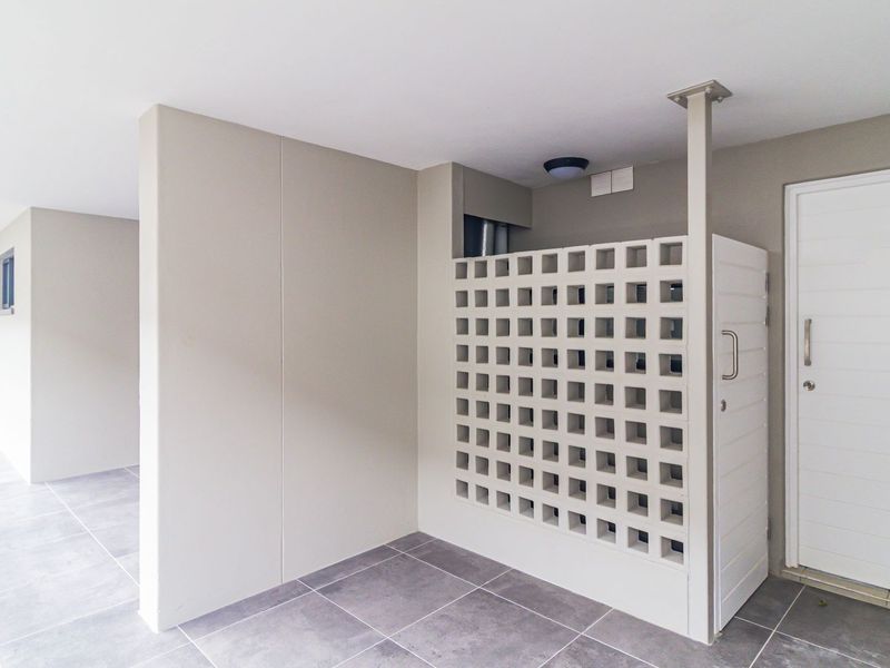 Modern Comfort, Prime Location in Emberton Estate - Photo 7