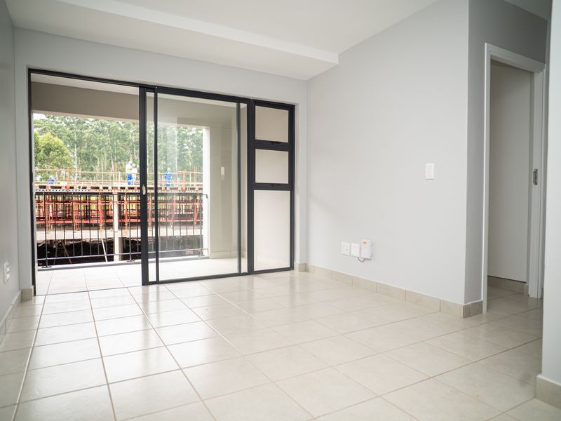 2 Bedroom  Apartment in the Newly Built Section of Emberton Estate - Photo 6