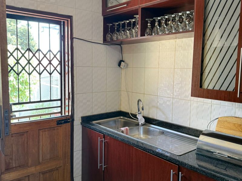 Charming 3-Bed Family Haven in Secure Melodie Estate for R2 mil - Photo 3