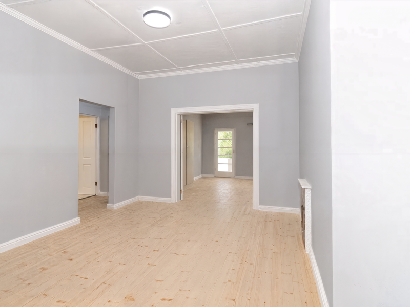 Spacious 2-Bedroom Apartment on High Level Road - Photo 7