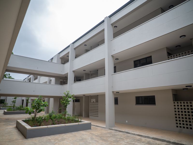 Contemporary  Apartment Living at Its Best in Emberton Estate - Photo 8