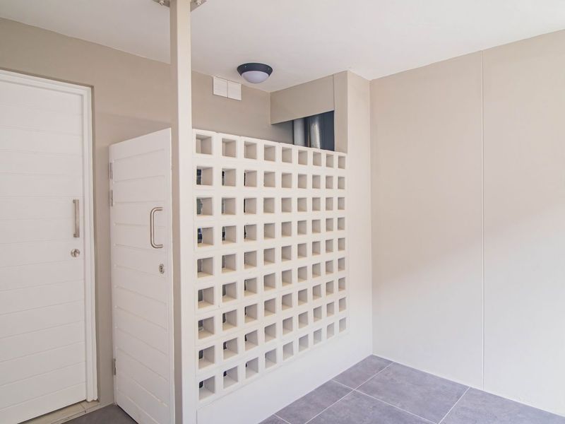 Contemporary  Apartment Living at Its Best in Emberton Estate - Photo 7