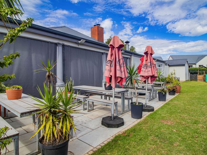 Contemporary  Apartment Living at Its Best in Emberton Estate - Photo 3