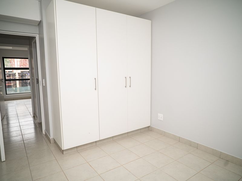 2 Bedroom Apartment in the Newly Built Section of Emberton Estate - Photo 9