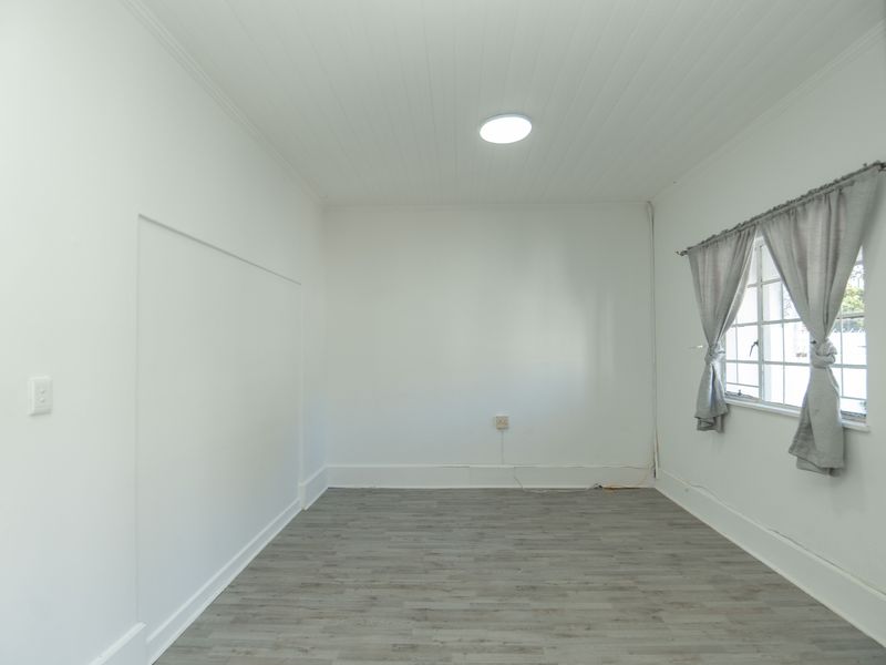 4 Bedroom Home including Flatlet, Pool & Entertainment Area – Ideal Investment or First-Time Buy! - Photo 8