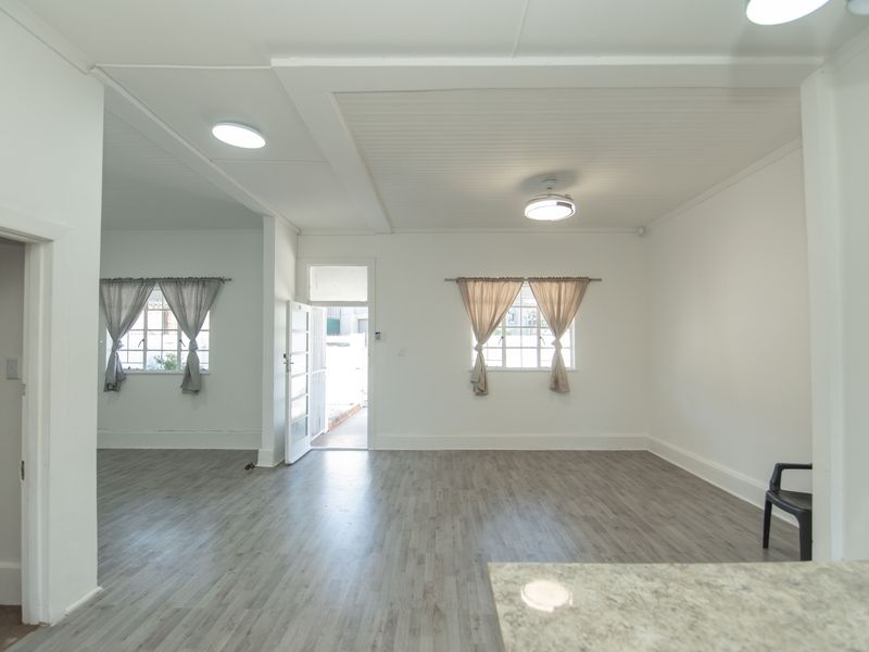 4 Bedroom Home including Flatlet, Pool & Entertainment Area – Ideal Investment or First-Time Buy! - Photo 7