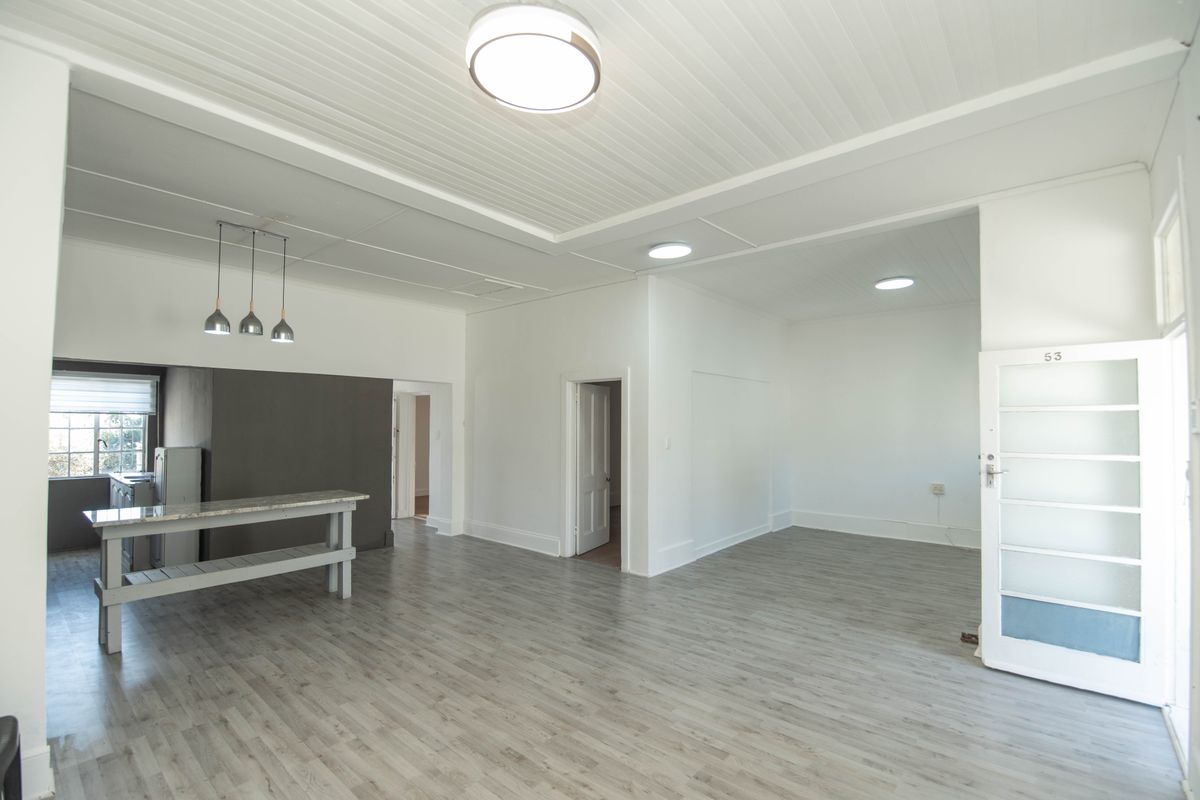 4 Bedroom Home including Flatlet, Pool & Entertainment Area – Ideal Investment or First-Time Buy! - Photo 5