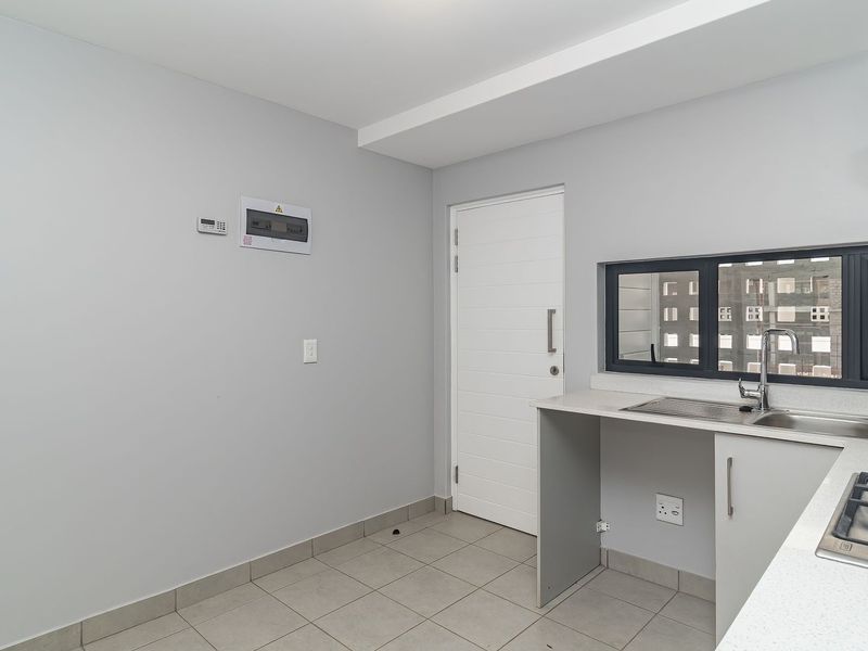 Emberton Estate – Brand-New 2 Bedroom Apartment - Photo 4