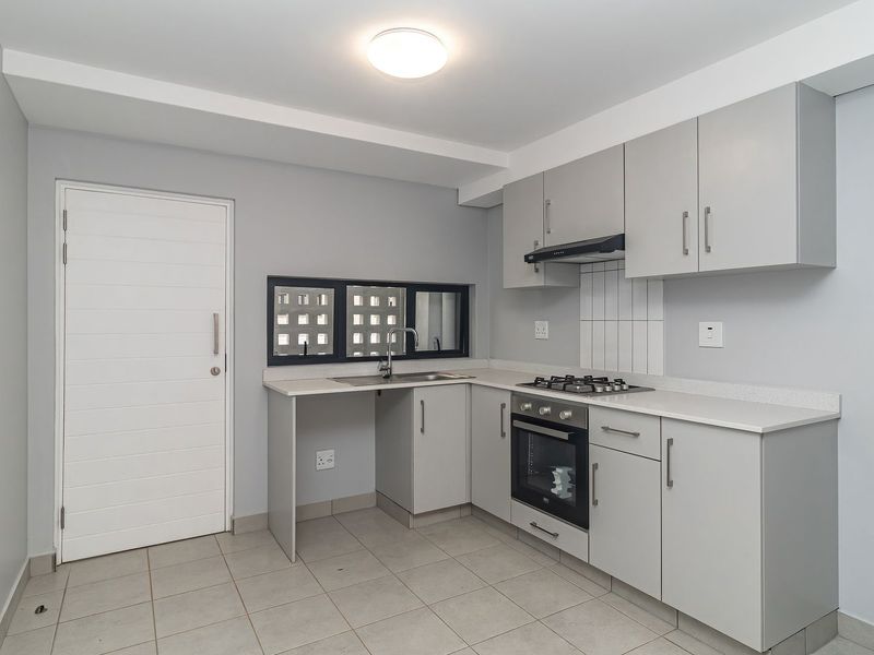 Emberton Estate – Brand-New 2 Bedroom Apartment - Photo 6