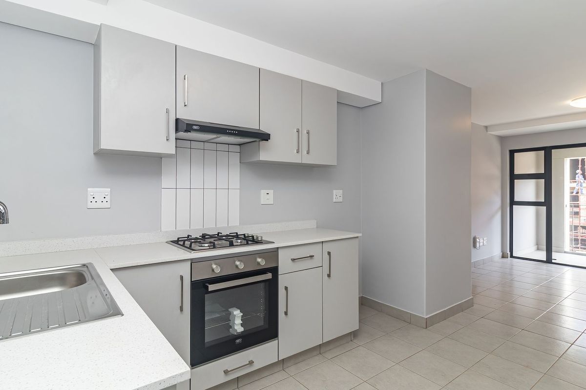Emberton Estate – Brand-New 2 Bedroom Apartment - Photo 3