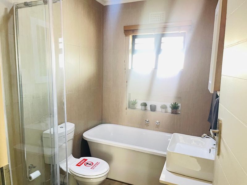 Rooderpark Eco City – 3 Bedroom Rental - Photo 2