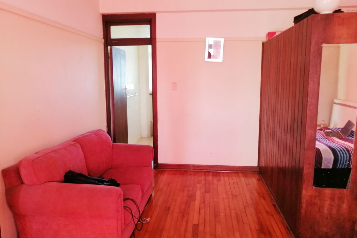 CENTRAL STUDIO / BACHELOR APARTMENT FOR RENT - Photo 4