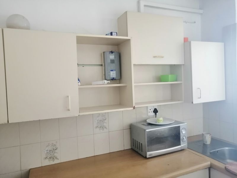 CENTRAL STUDIO / BACHELOR APARTMENT FOR RENT - Photo 7