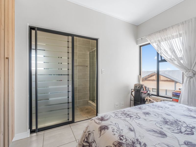 Beautiful 2 Bedroom Apartment in Ballito Hills - Photo 9