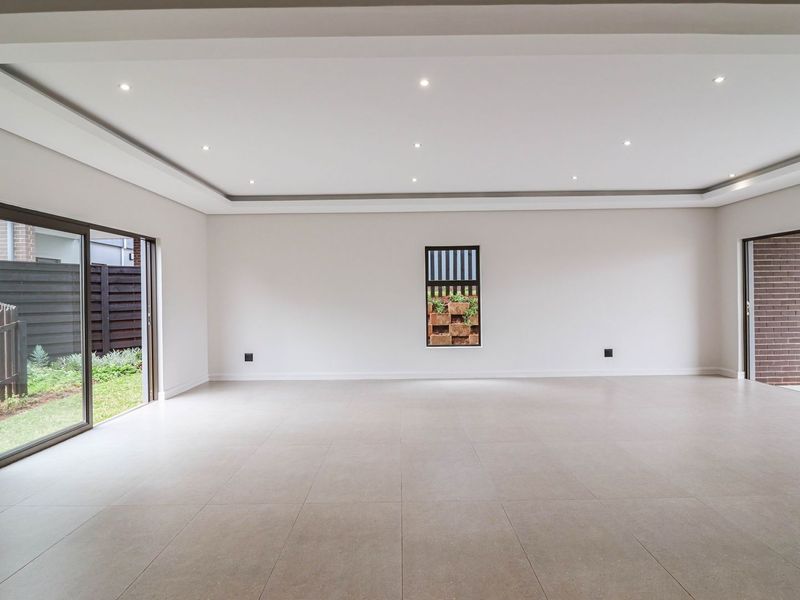 READY TO MOVE HOME LOCATED IN THE ONE OF THE PRESTIGIOUS ESTATES IN IZINGA - Photo 6