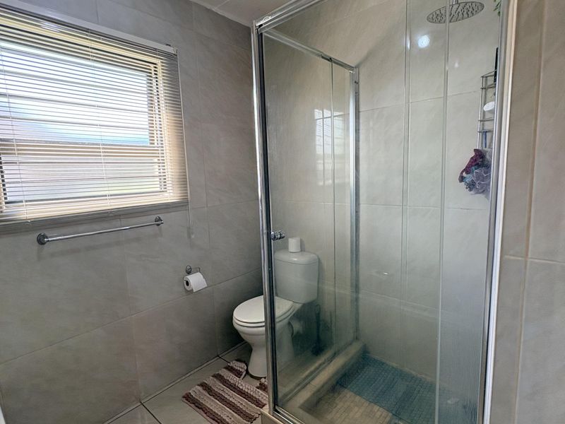 abundance; security... just exquisite - Photo 9