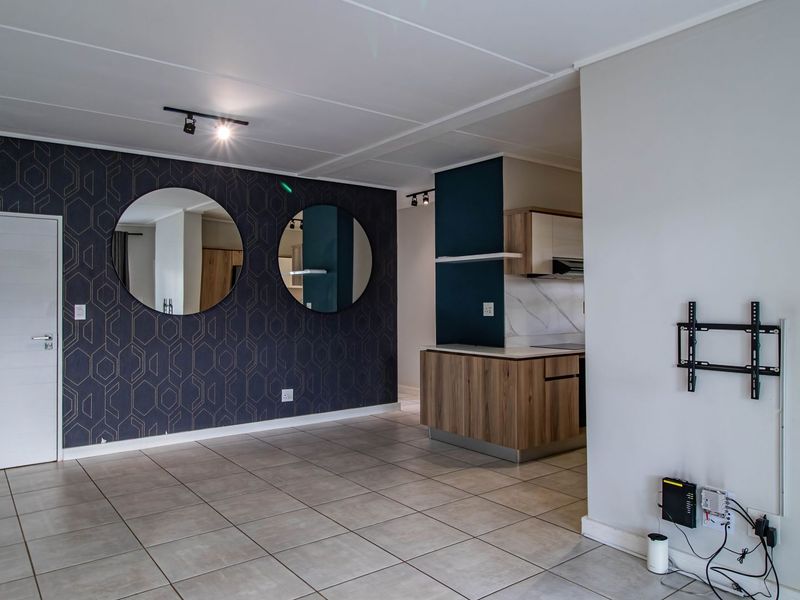 3 bed Apartment in The Blyde - Photo 5