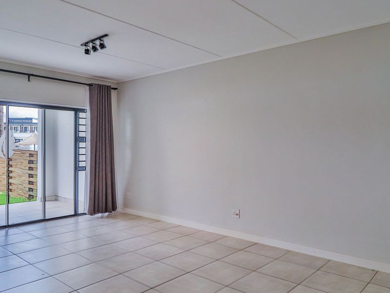 3 bed Apartment in The Blyde - Photo 7