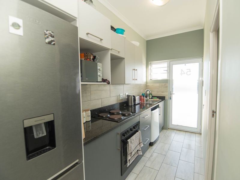 WESTERING - LEAH TERRACE - 1 BED 1 BATH APARTMENT FOR SALE - Photo 8