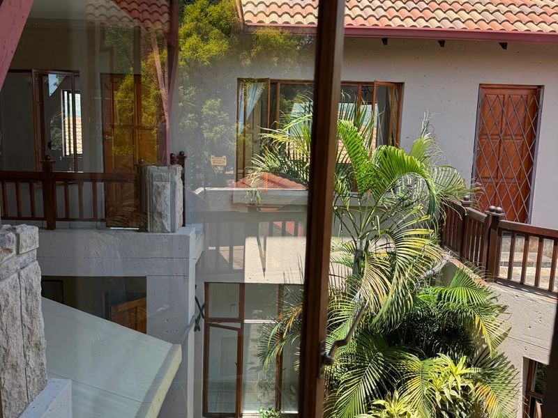 Entertainer’s Dream | 4 Bedroom, 5 Bathroom Masterpiece - Photo 2