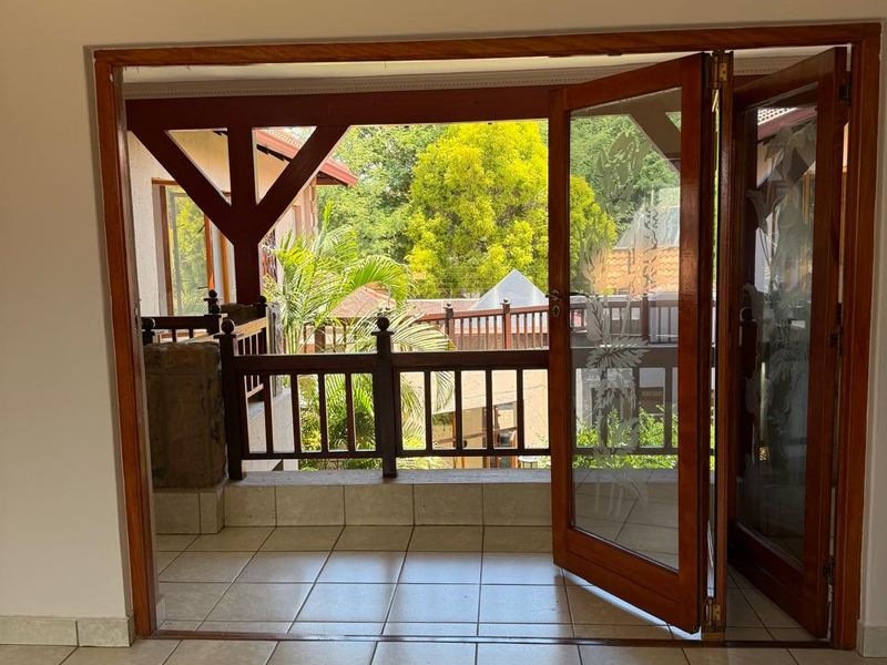 Entertainer’s Dream | 4 Bedroom, 5 Bathroom Masterpiece - Photo 9