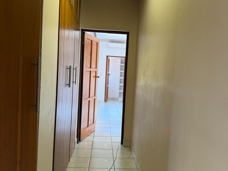 Entertainer’s Dream | 4 Bedroom, 5 Bathroom Masterpiece - Photo 7