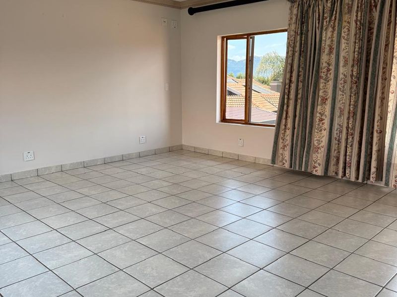 Entertainer’s Dream | 4 Bedroom, 5 Bathroom Masterpiece - Photo 6