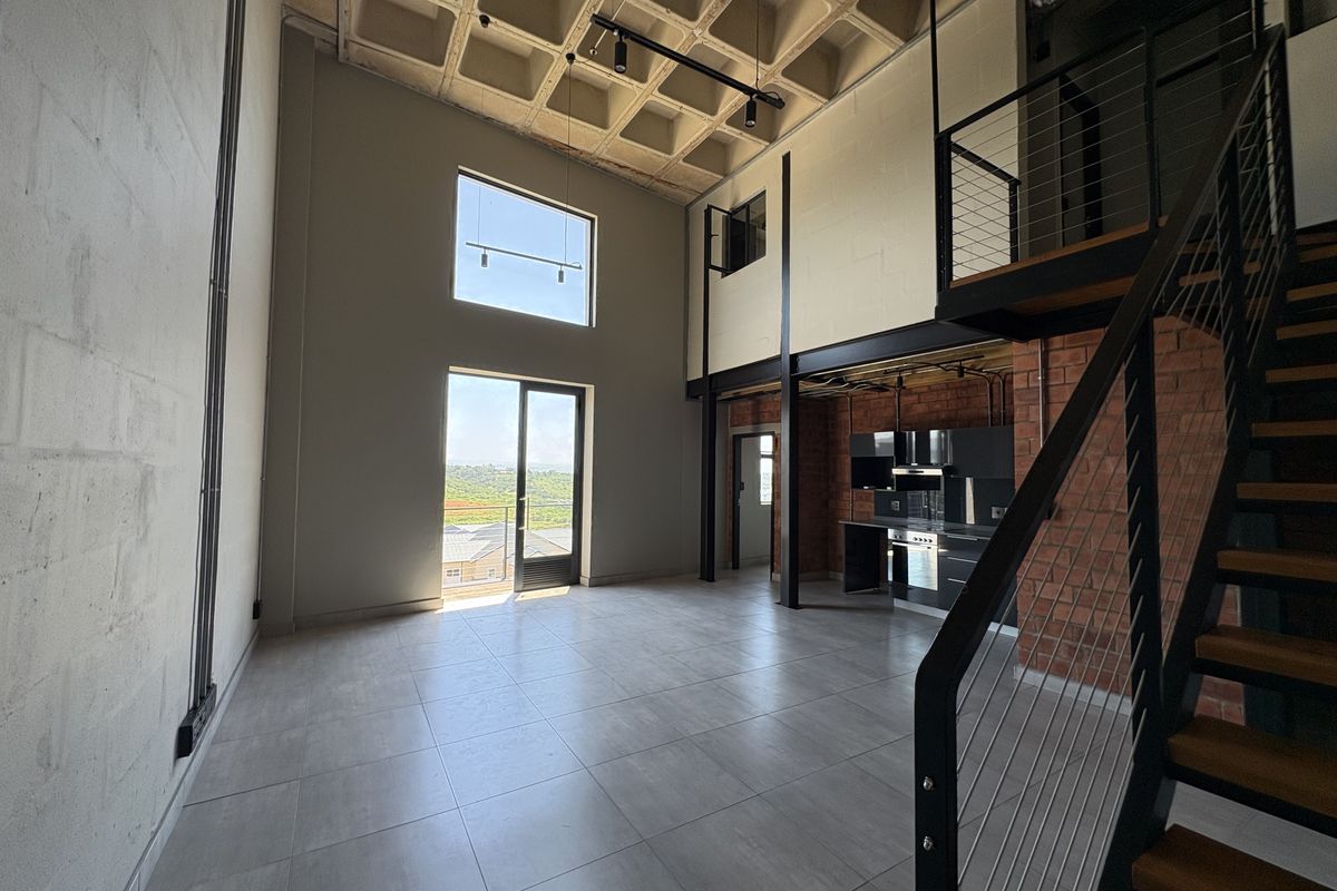 MODERN LOFT LIVING - Photo 2