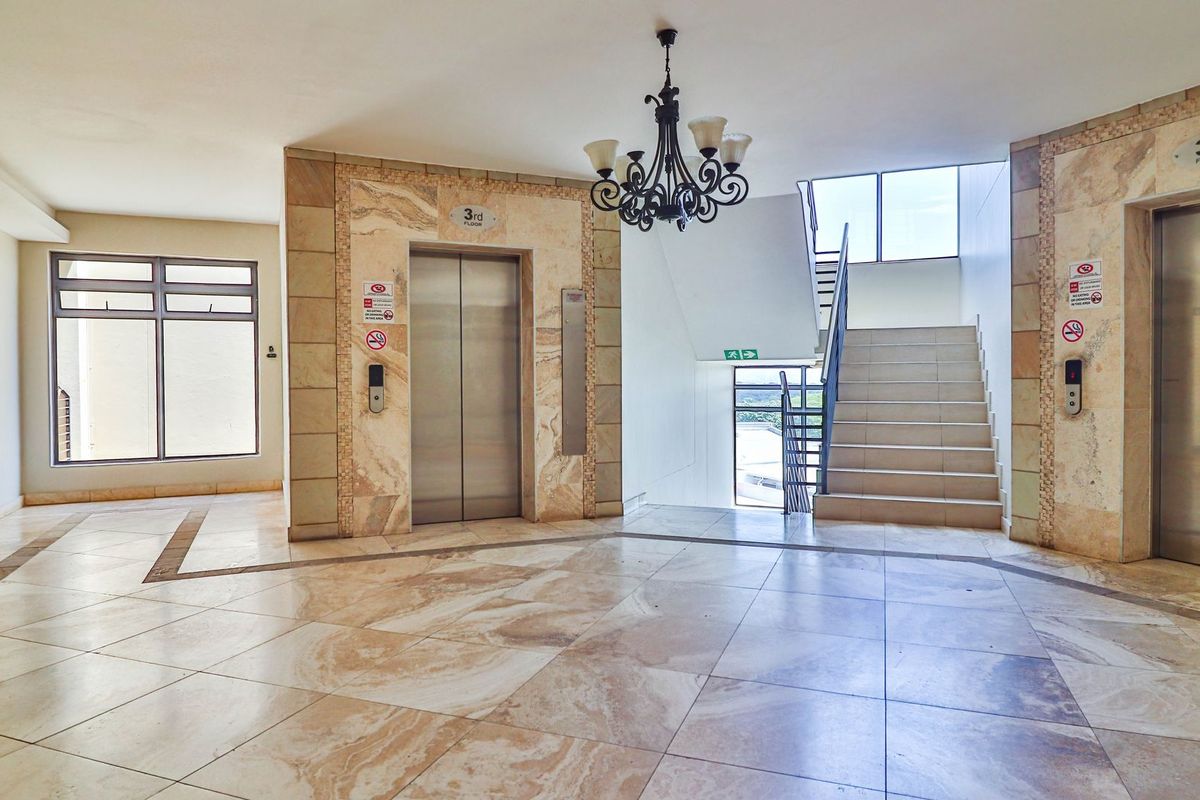 Modern 2 Bedroom in Umhlanga Ridge - Photo 4