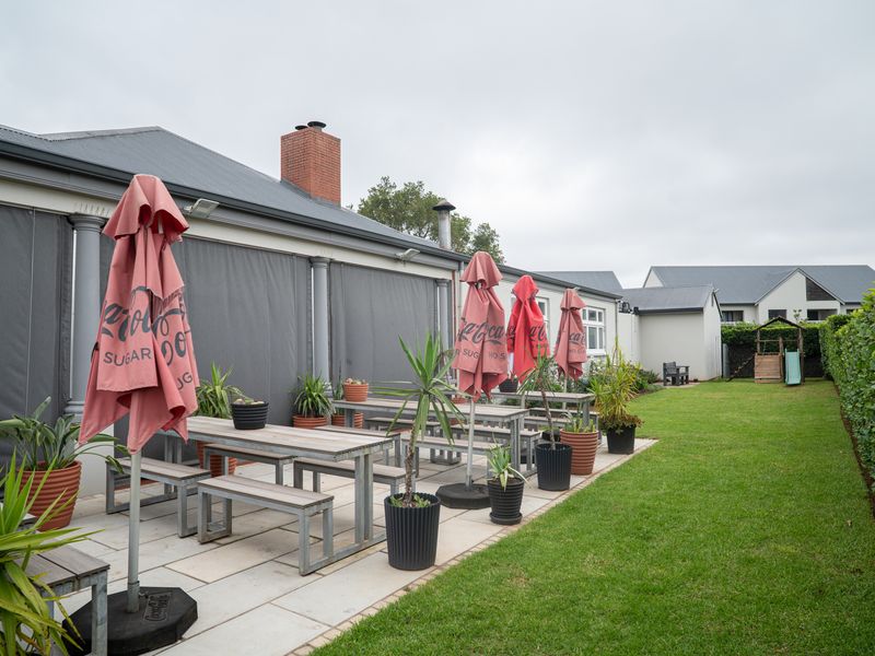 Modern Family Living in Secure Emberton Estate - Photo 6