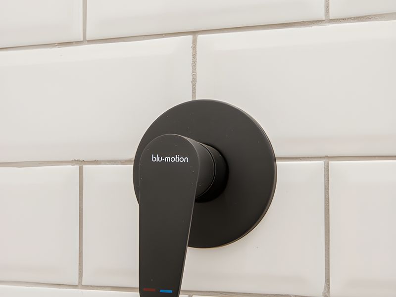 Modern Estate living in Bryanston - Photo 8