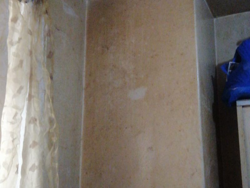 2 and half bedroom apartment for sale - Tenants occupying the unit - great investment! - Photo 10