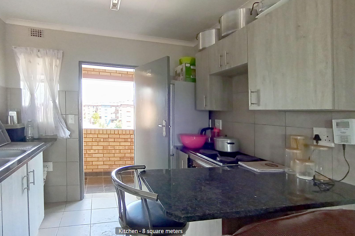 2 Bedroom 1 Bathroom Apartment   - Price Negotiable! - Photo 3