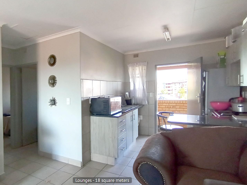 2 Bedroom 1 Bathroom Apartment   - Price Negotiable! - Photo 2